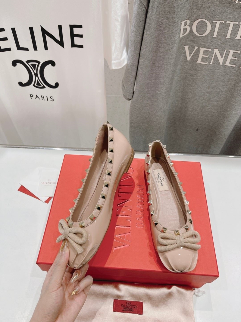 Valentino flat shoes